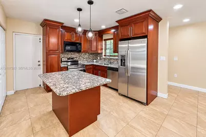 859 Caroline Cir, Palm Beach, FL 33413 - Photo 1