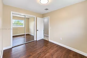 859 Caroline Cir, Palm Beach, FL 33413 - Photo 15