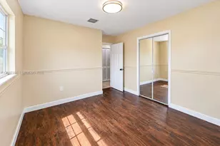 859 Caroline Cir, Palm Beach, FL 33413 - Photo 17