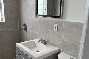154 SW 18th Ct, Miami, FL 33135 - Photo 9