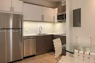 700 16th St, Miami Beach, FL 33139 - Photo 1