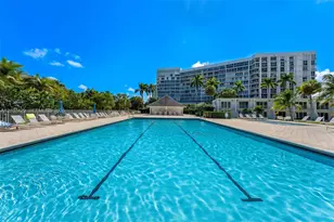 881 Ocean Dr, Key Biscayne, FL 33149 - Photo 25