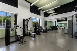 881 Ocean Dr, Key Biscayne, FL 33149 - Photo 29