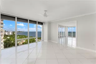 881 Ocean Dr, Key Biscayne, FL 33149 - Photo 13