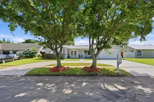 1631 NW 109th Terrace, Pembroke Pines, FL 33026 - Photo 37