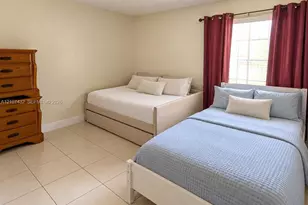 10740 N Kendall Dr, Miami, FL 33176 - Photo 9