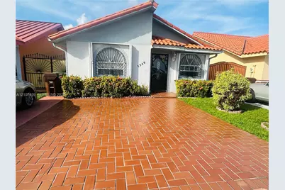 2549 W 73rd Pl, Hialeah, FL 33016 - Photo 1