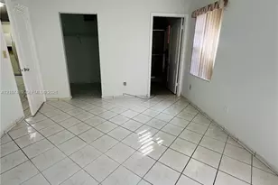 2549 W 73rd Pl, Hialeah, FL 33016 - Photo 7