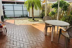 2549 W 73rd Pl, Hialeah, FL 33016 - Photo 5