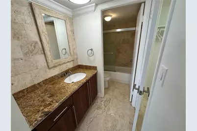 6039 Collins Ave #PH21, Miami Beach, FL 33140 - Photo 13