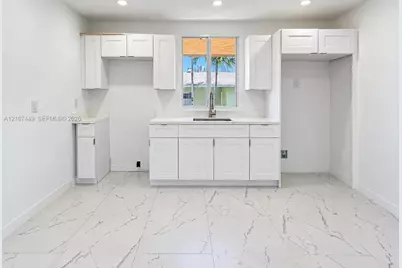 829 SW 3rd St #B, Miami, FL 33130 - Photo 3