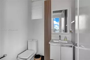 10545 NW 63rd Terrace, Doral, FL 33178 - Photo 21