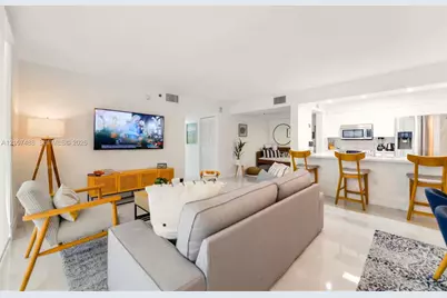 1200 Brickell Bay Dr #2901, Miami, FL 33131 - Photo 9