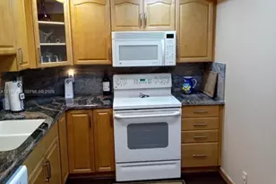 1000 St Charles Pl, Pembroke Pines, FL 33026 - Photo 3