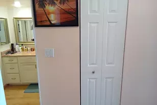 1000 St Charles Pl, Pembroke Pines, FL 33026 - Photo 13