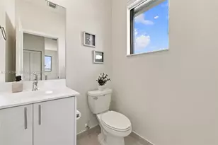 4274 NW 83rd Ave, Doral, FL 33166 - Photo 25