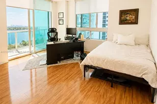 1900 N Bayshore Dr, Miami, FL 33132 - Photo 3
