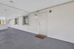 16531 NE 35th Ave, North Miami Beach, FL 33160 - Photo 9
