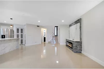 9177 W Sunrise, Plantation, FL 33322 - Photo 17