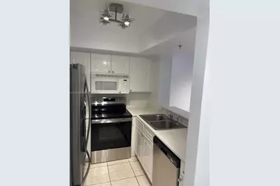 1800 Sunset Harbour Dr #905, Miami Beach, FL 33139 - Photo 5