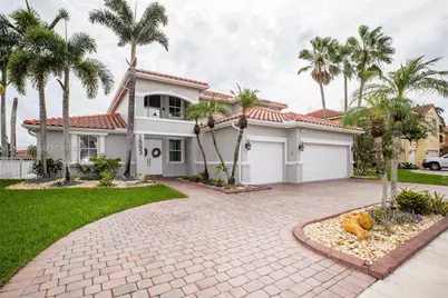 1593 SW 189th Ave, Pembroke Pines, FL 33029 - Photo 1