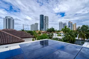 311 SE 189th St, Sunny Isles Beach, FL 33160 - Photo 59