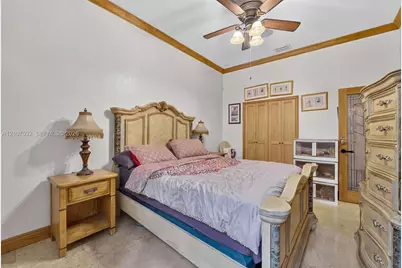 9124 NW 147th Ter, Miami Lakes, FL 33018 - Photo 5