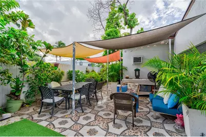 380 NE 173rd St, North Miami Beach, FL 33162 - Photo 33