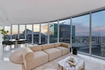 300 Biscayne Boulevard Way #5108, Miami, FL 33131 - Photo 3