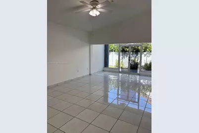 8995 NW 148th St #8995, Miami Lakes, FL 33018 - Photo 3