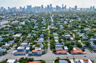 1676 SW 11th St, Miami, FL 33135 - Photo 39
