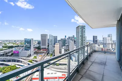 90 SW 3rd St #3504, Miami, FL 33130 - Photo 17