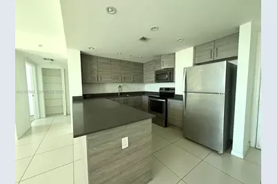 7525 E Treasure Dr #1010, North Bay Village, FL 33141 - Photo 5