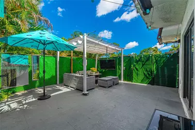 2185 White Pine Cir #B, Greenacres, FL 33415 - Photo 29