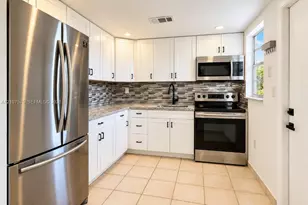 14165 SW 87th St, Miami, FL 33183 - Photo 5