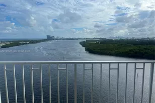 500 Bayview Dr, Sunny Isles Beach, FL 33160 - Photo 7
