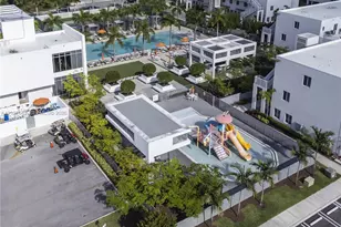 10270 NW 66th St, Doral, FL 33178 - Photo 27