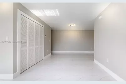 360 E 11th St #360, Hialeah, FL 33010 - Photo 9