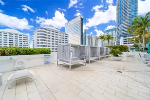 950 Brickell Bay Dr, Miami, FL 33131 - Photo 29