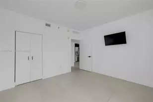 950 Brickell Bay Dr, Miami, FL 33131 - Photo 23