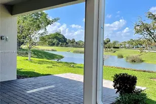 4615 Greenway Dr, Hollywood, FL 33021 - Photo 7