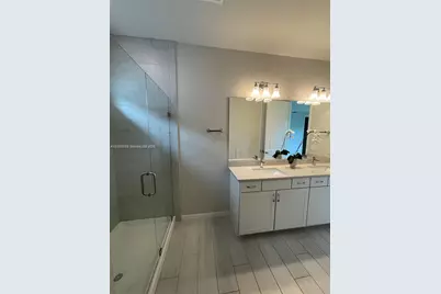 4615 Greenway Dr, Hollywood, FL 33021 - Photo 21