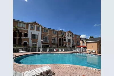 7080 NW 177th St #203-13, Hialeah, FL 33015 - Photo 9