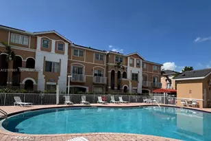 7080 NW 177th St, Hialeah, FL 33015 - Photo 9