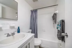 444 SW 27th Ave, Miami, FL 33135 - Photo 11