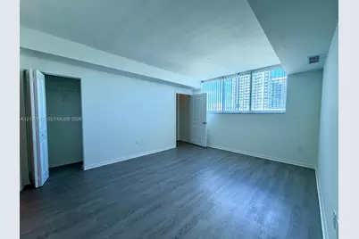 7525 E Treasure Dr #1006, North Bay Village, FL 33141 - Photo 5