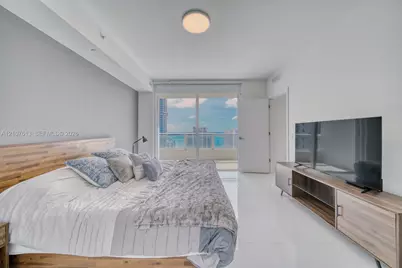1080 Brickell Ave #3802, Miami, FL 33131 - Photo 7