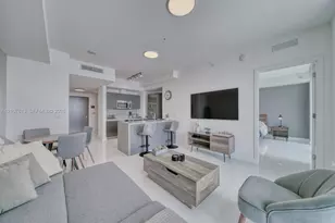 1080 Brickell Ave, Miami, FL 33131 - Photo 5
