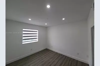 17415 NW 75th Pl #103, Hialeah, FL 33015 - Photo 11