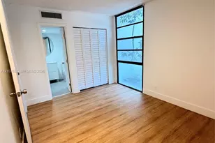 20400 W Country Club Dr, Aventura, FL 33180 - Photo 15